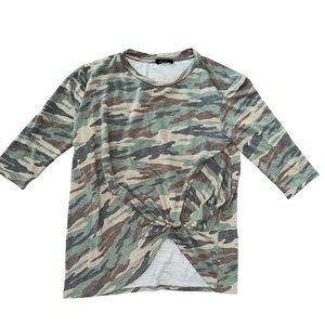 Botanique camo shirt